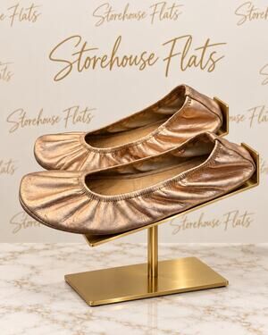 The Storehouse Flats Metallic Gold Leather Foldable Ballet Flats Women’s 9